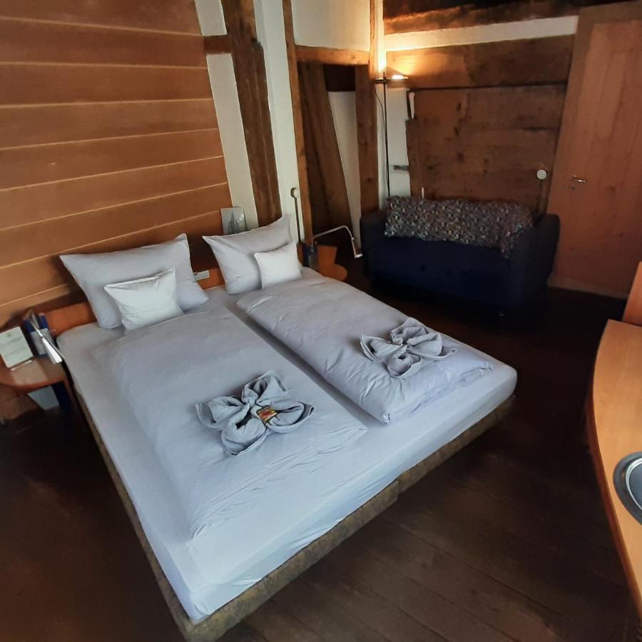 Отель Schiefes Haus Ульм Экстерьер фото