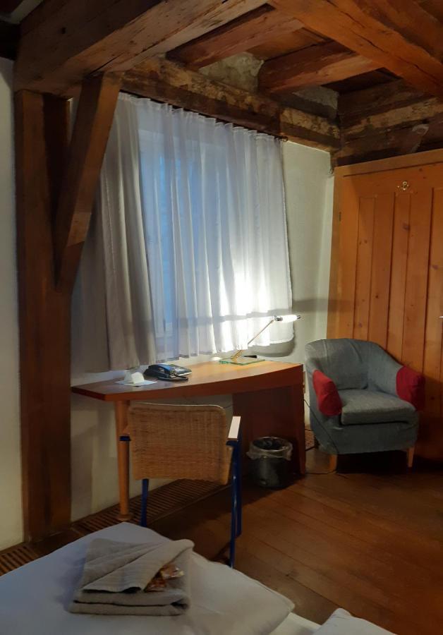 Отель Schiefes Haus Ульм Экстерьер фото