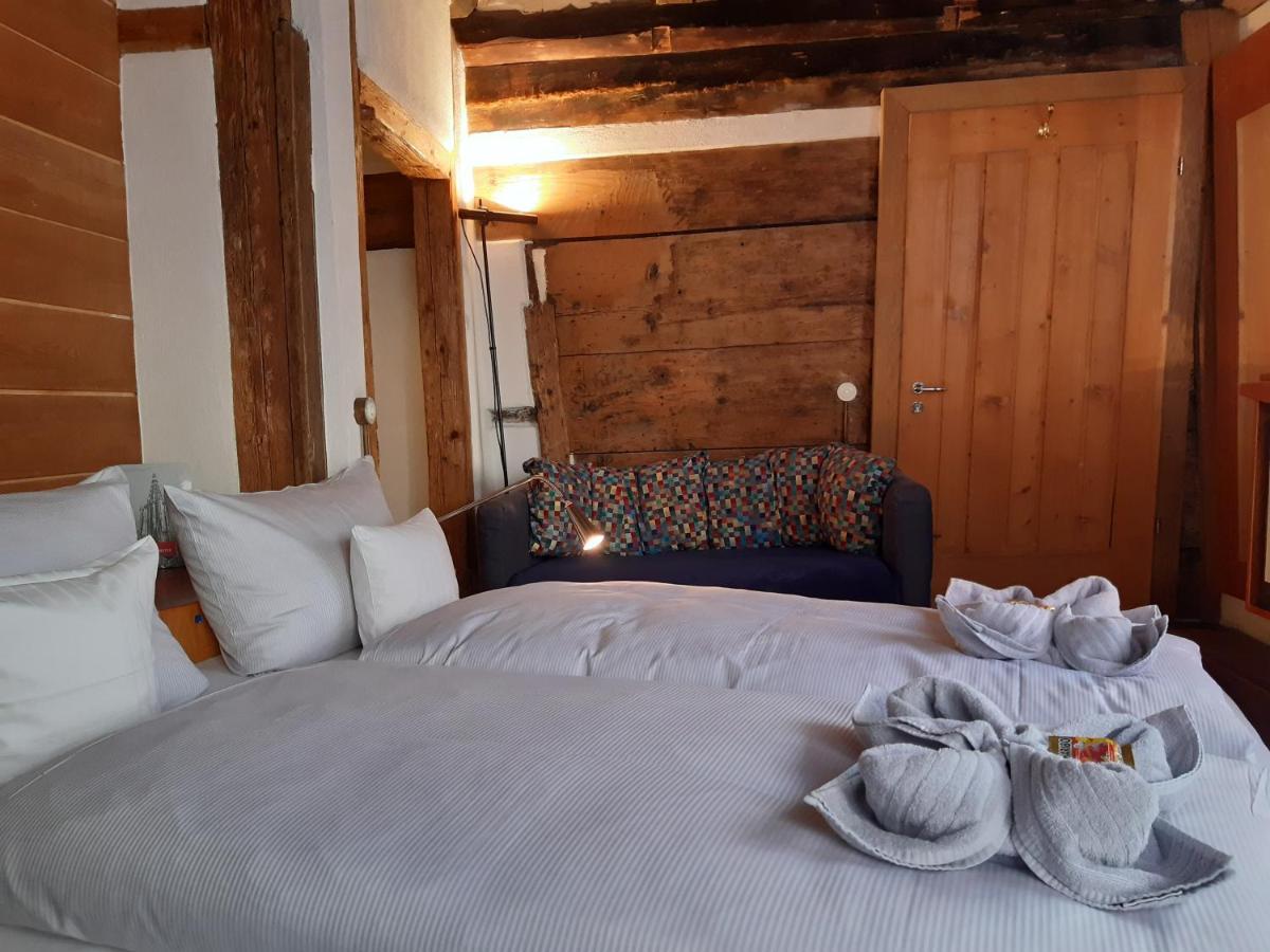 Отель Schiefes Haus Ульм Экстерьер фото